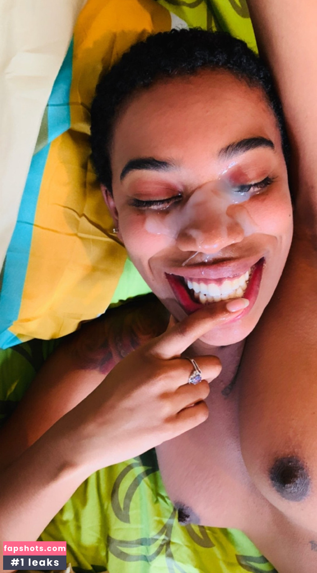 Darling Nicky nude babe gallery