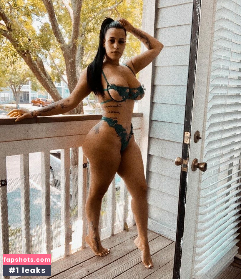 Dartya Sanchez gallery photo #8