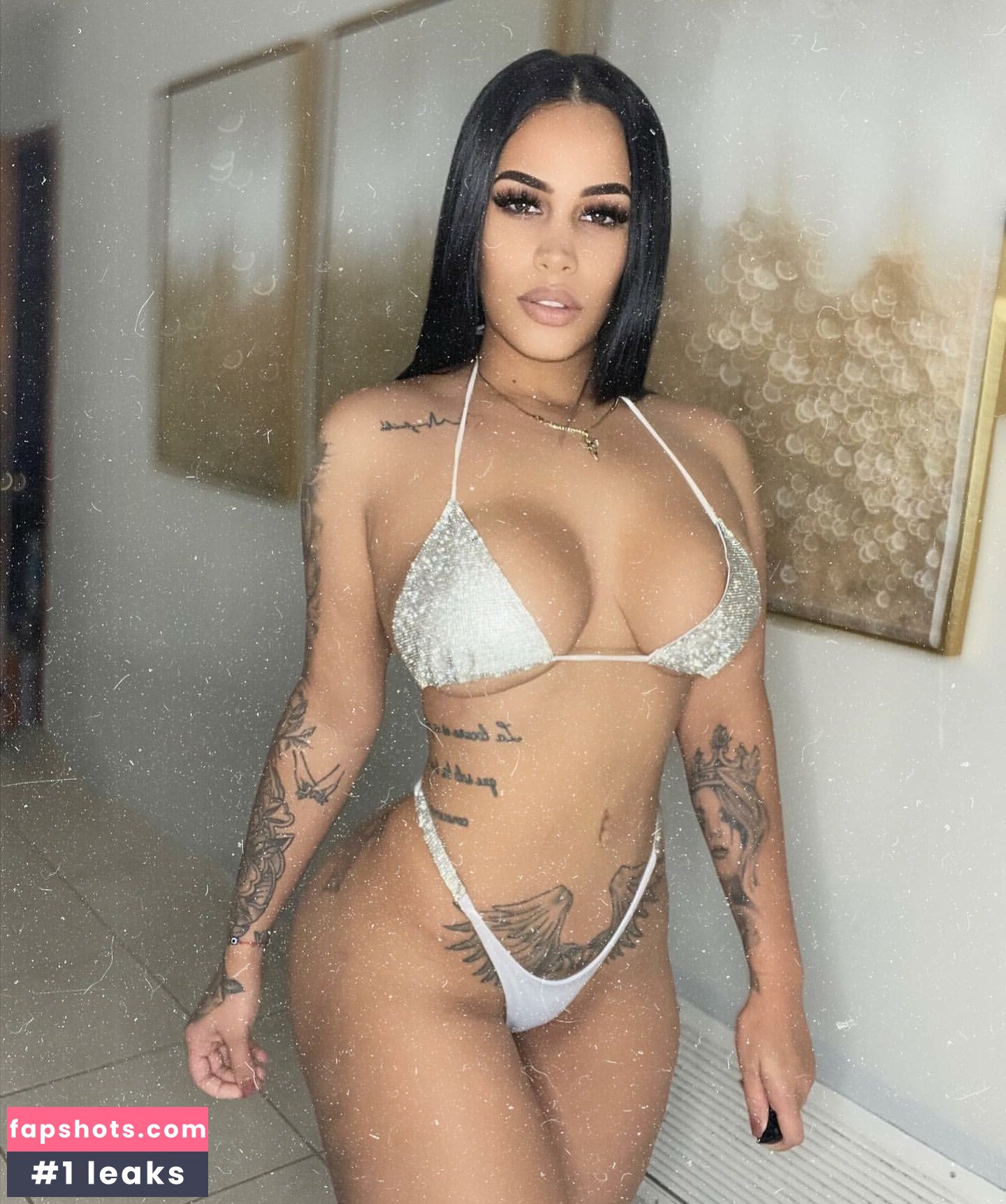 Dartya Sanchez gallery photo #9