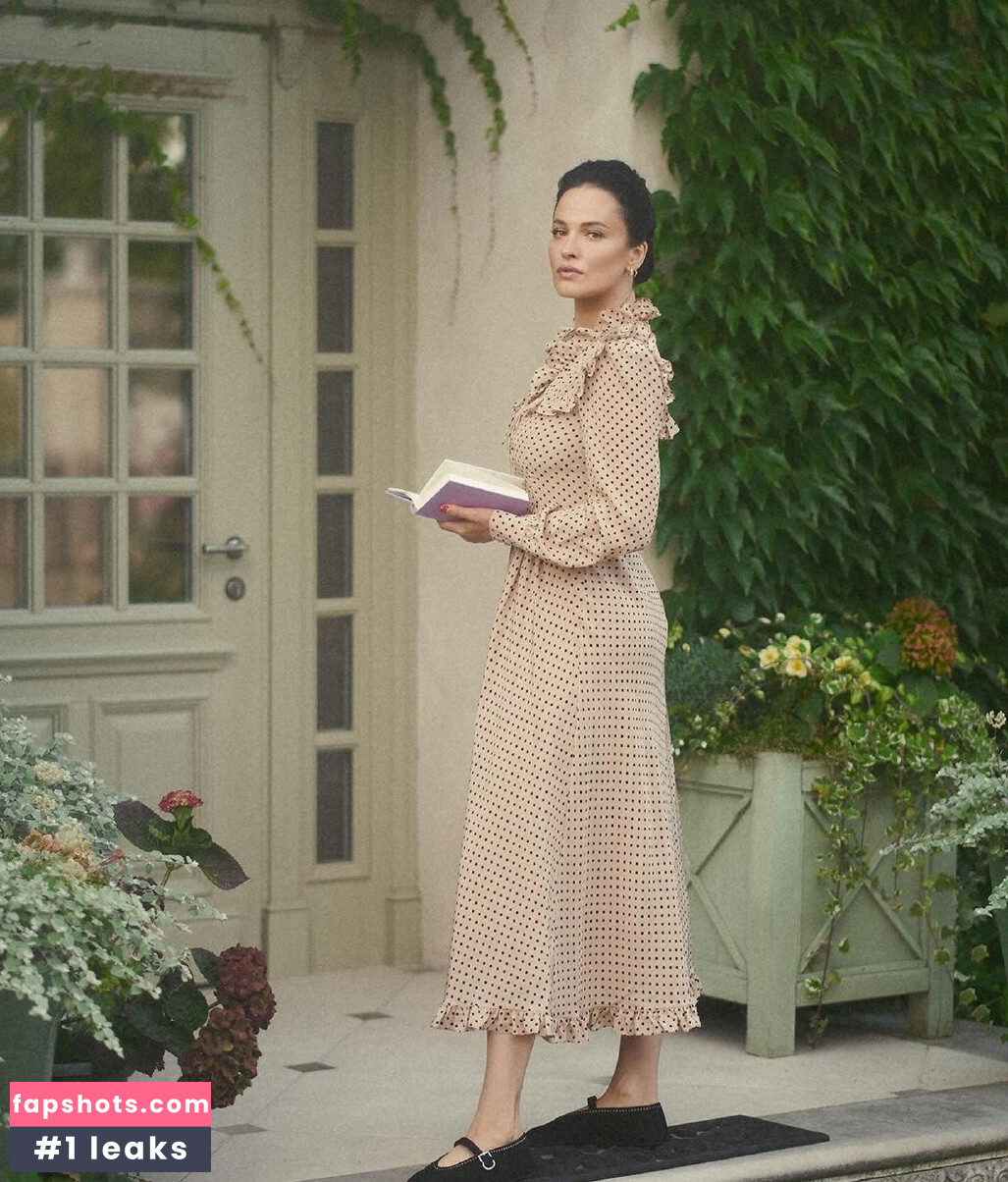 Dasha Astafieva gallery photo #20