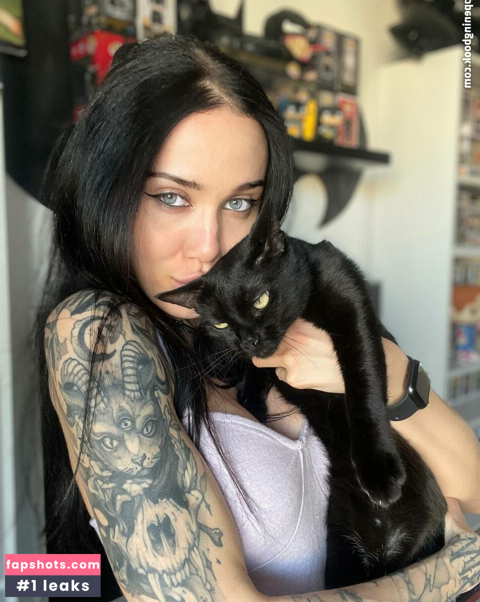 Dasha Doshik gallery photo #59