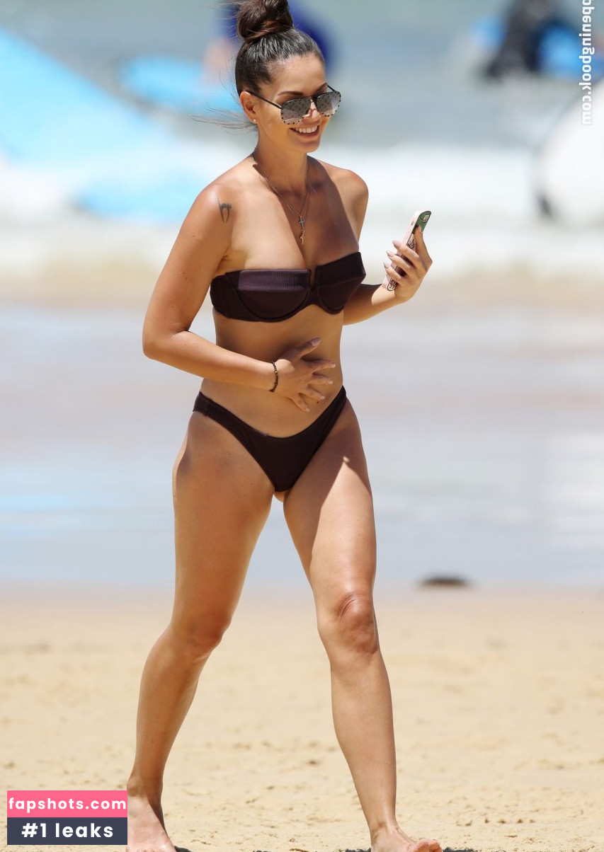 Dasha Gaivoronski gallery photo #14