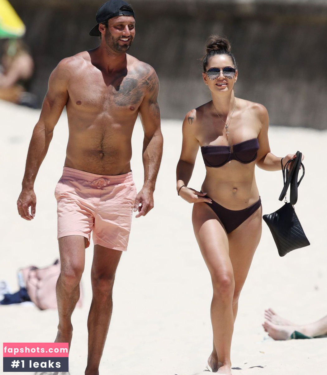 Dasha Gaivoronski nude babe gallery