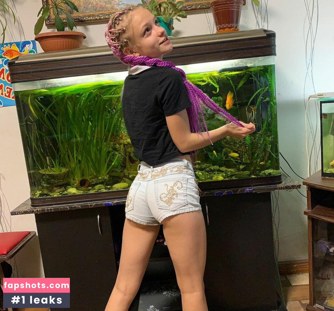 Dasha Ozornica gallery photo #6