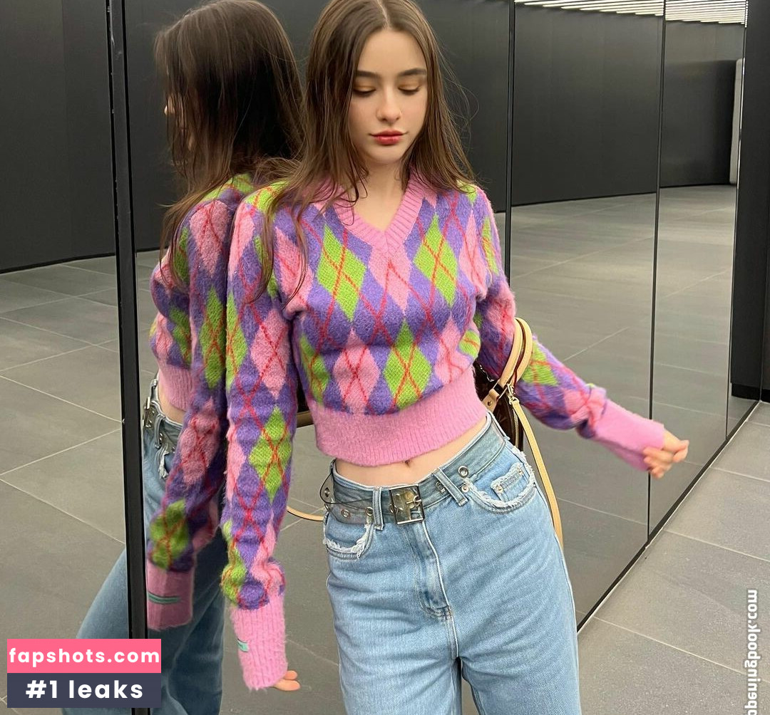 Dasha Tarab Nude Leaks OnlyFans Photos #12 - LeakJerk