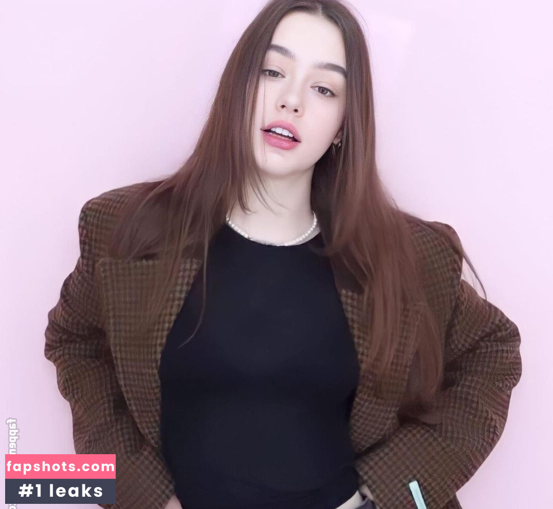 Dasha Tarab Nude Leaks OnlyFans Photos #49 - LeakJerk