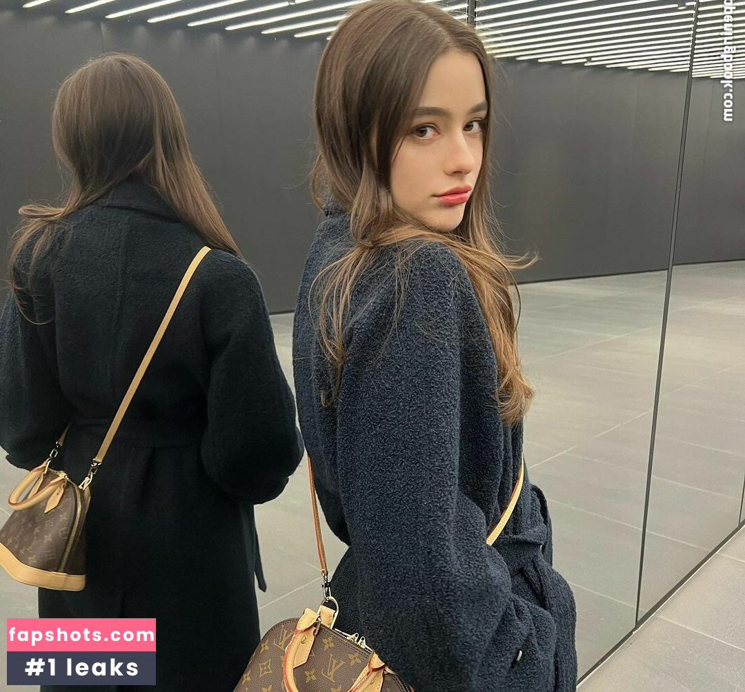 Dasha Tarab Nude Leaks OnlyFans Photos #7 - LeakJerk