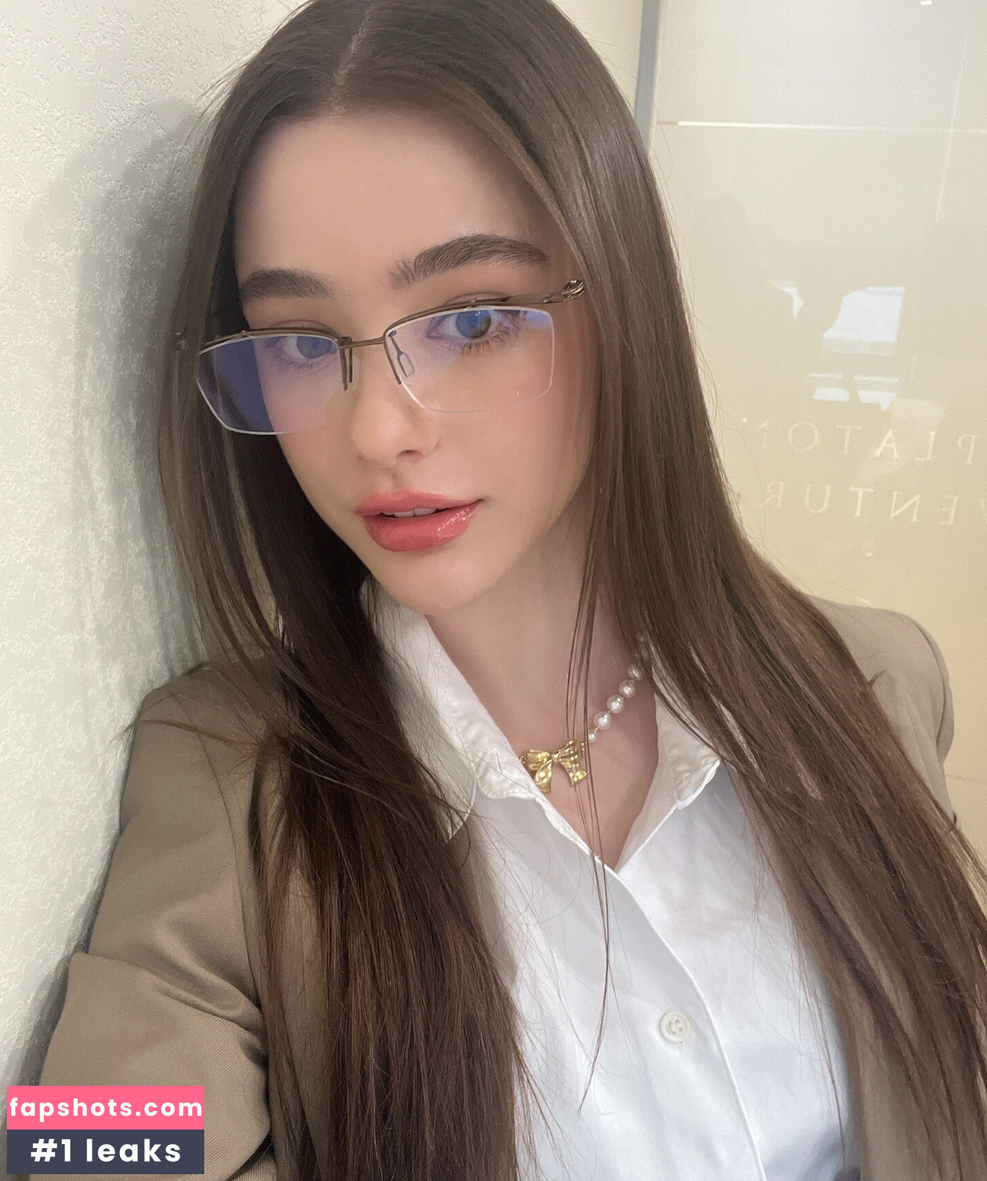 Dasha Taran gallery photo #15