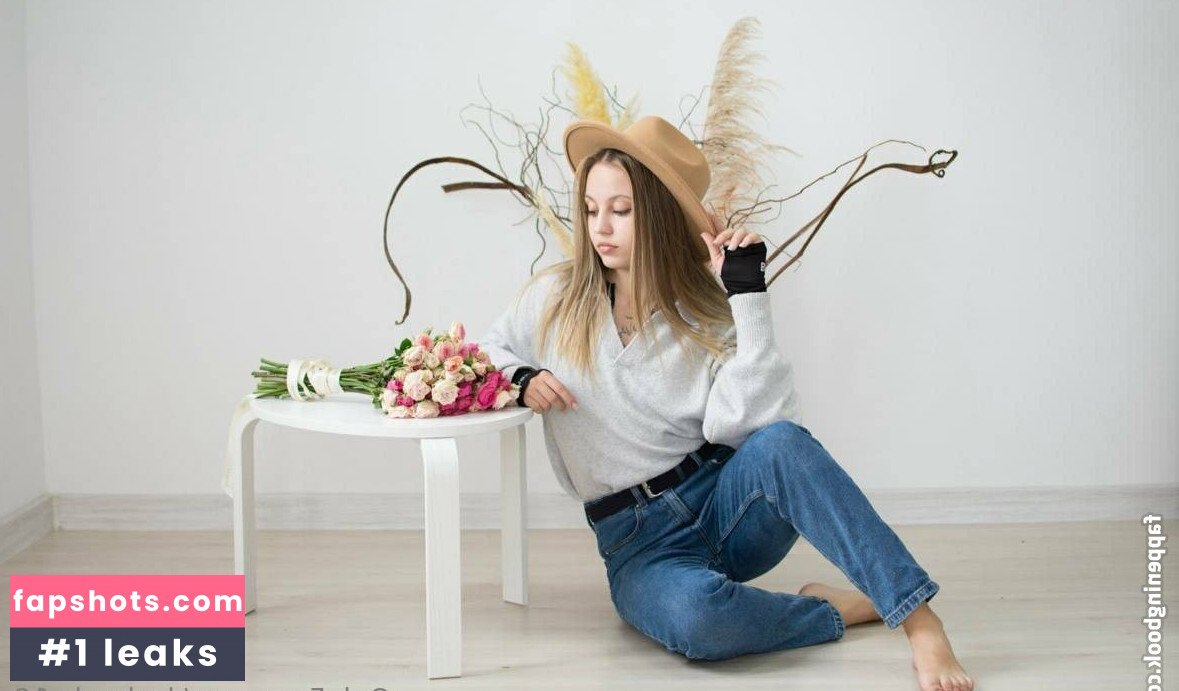 dashenka18 nude babe gallery