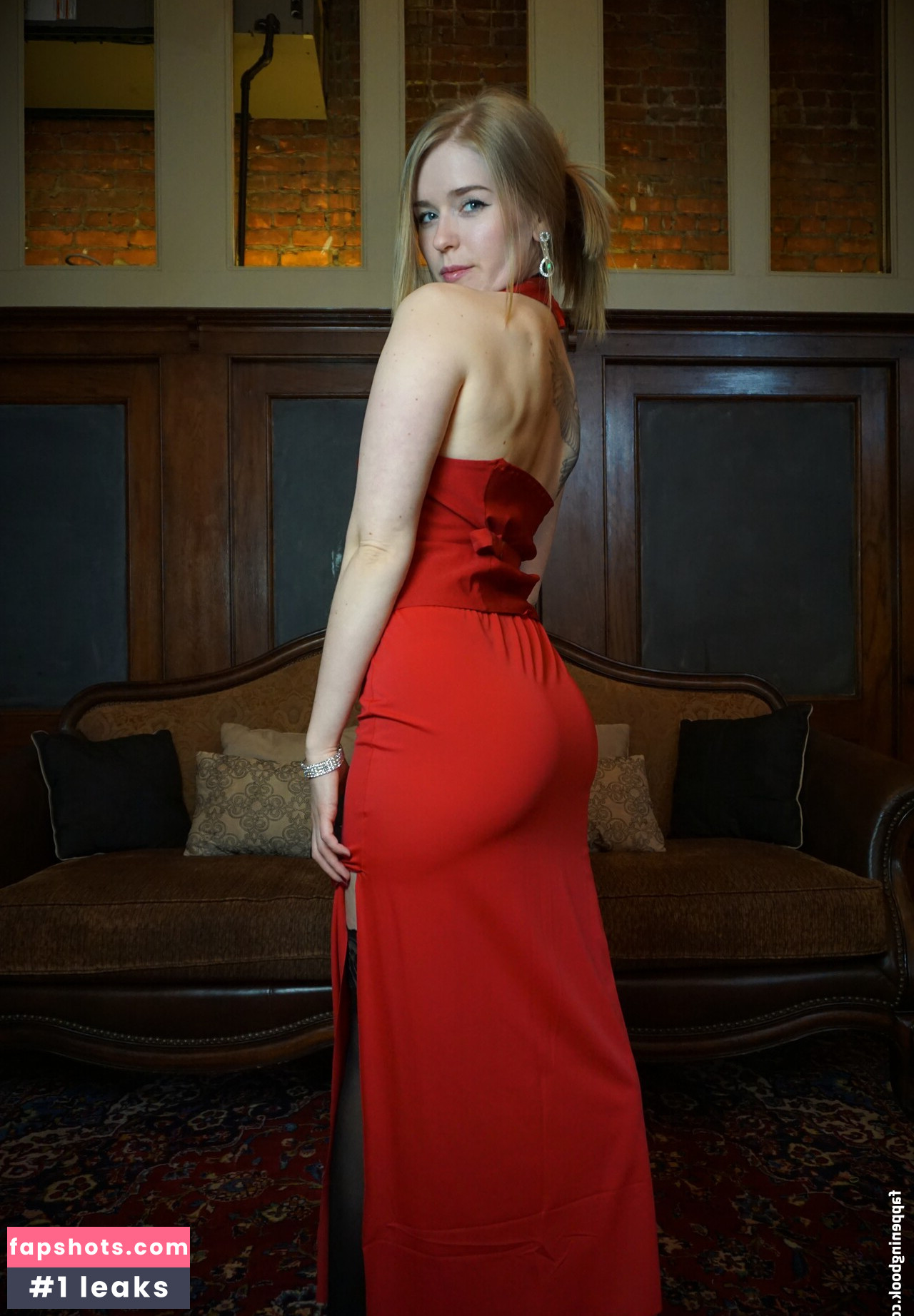 DatOtterGirl gallery photo #106