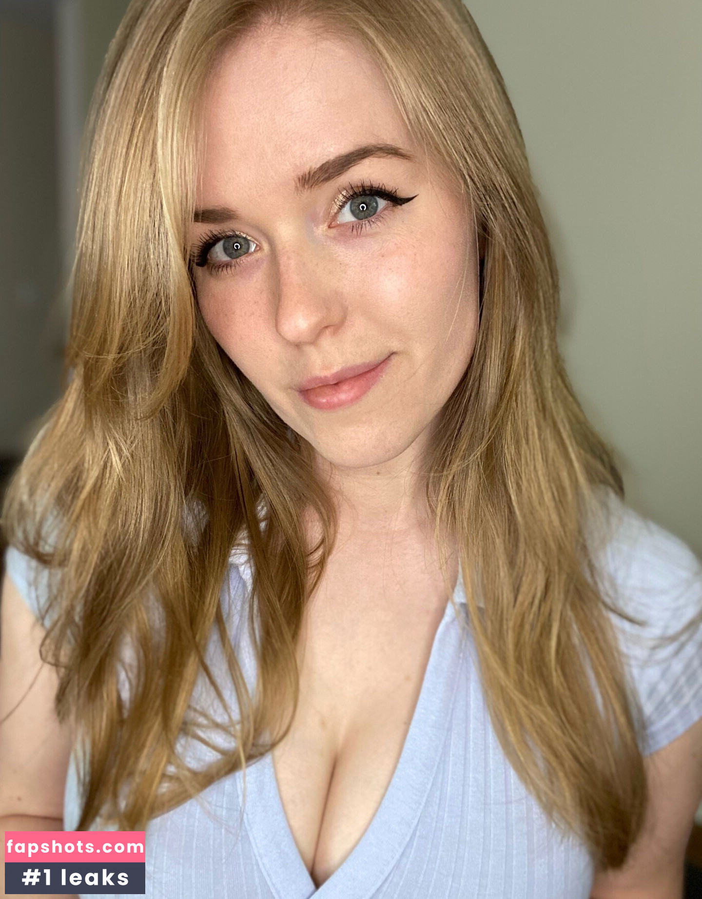 DatOtterGirl gallery photo #148