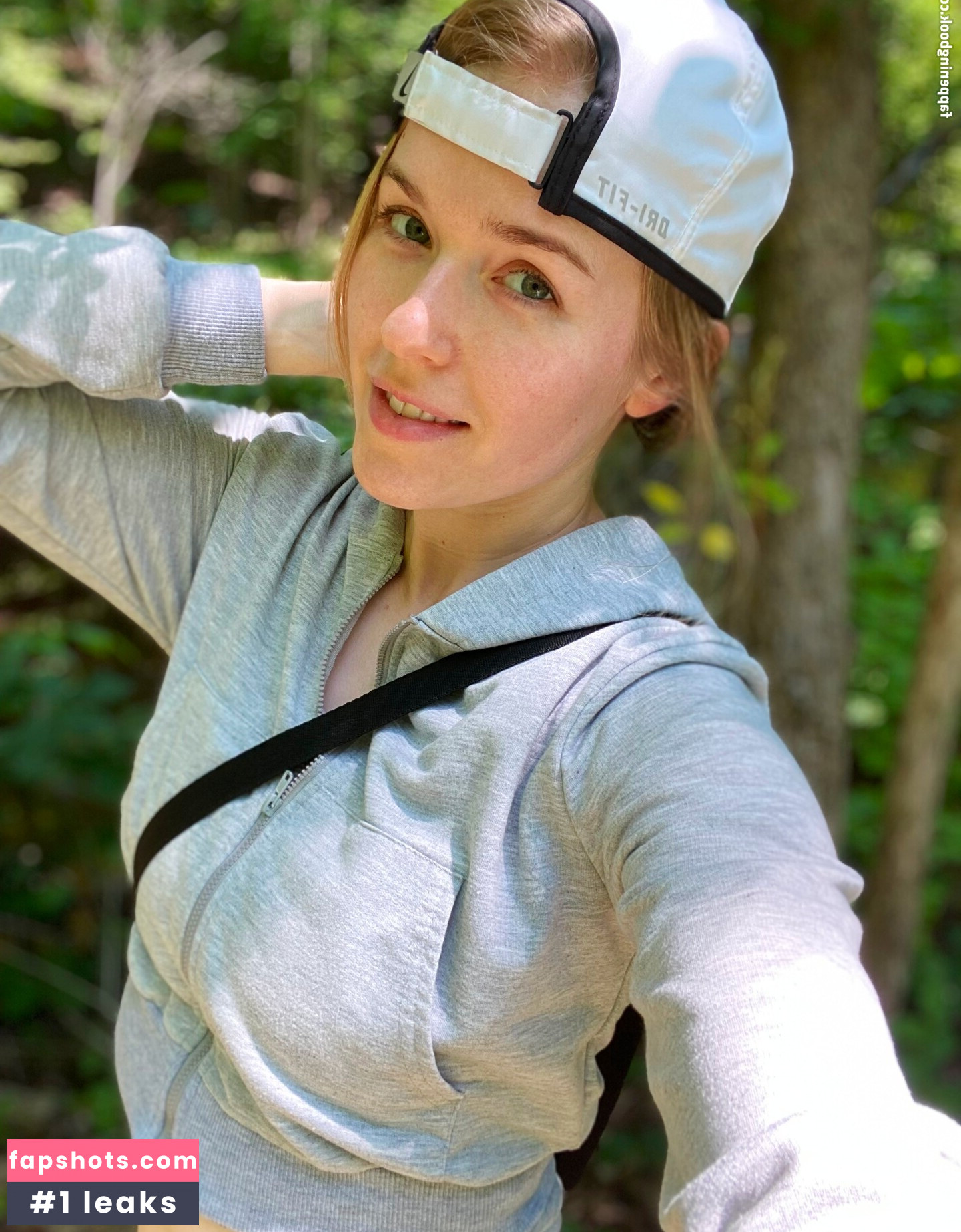 DatOtterGirl gallery photo #70