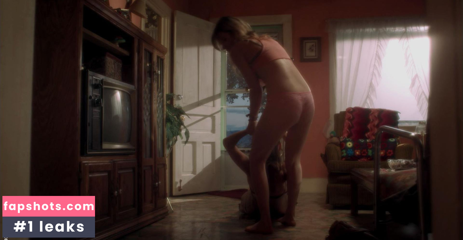 Daveigh Chase gallery photo #17