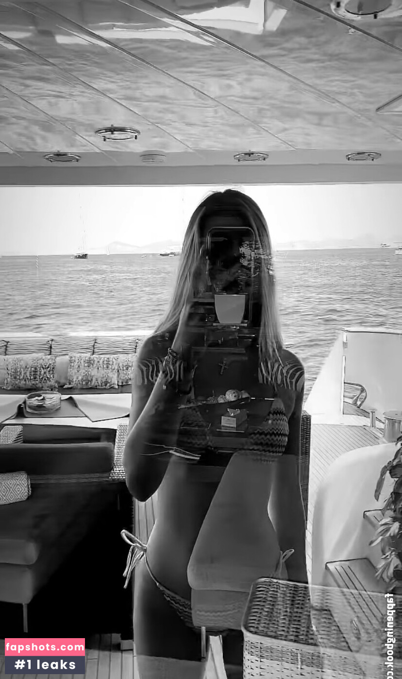 Davina Geiss gallery photo #118