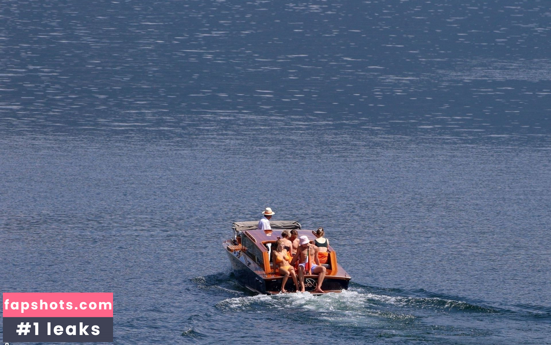 Dawn Andrews gallery photo #3