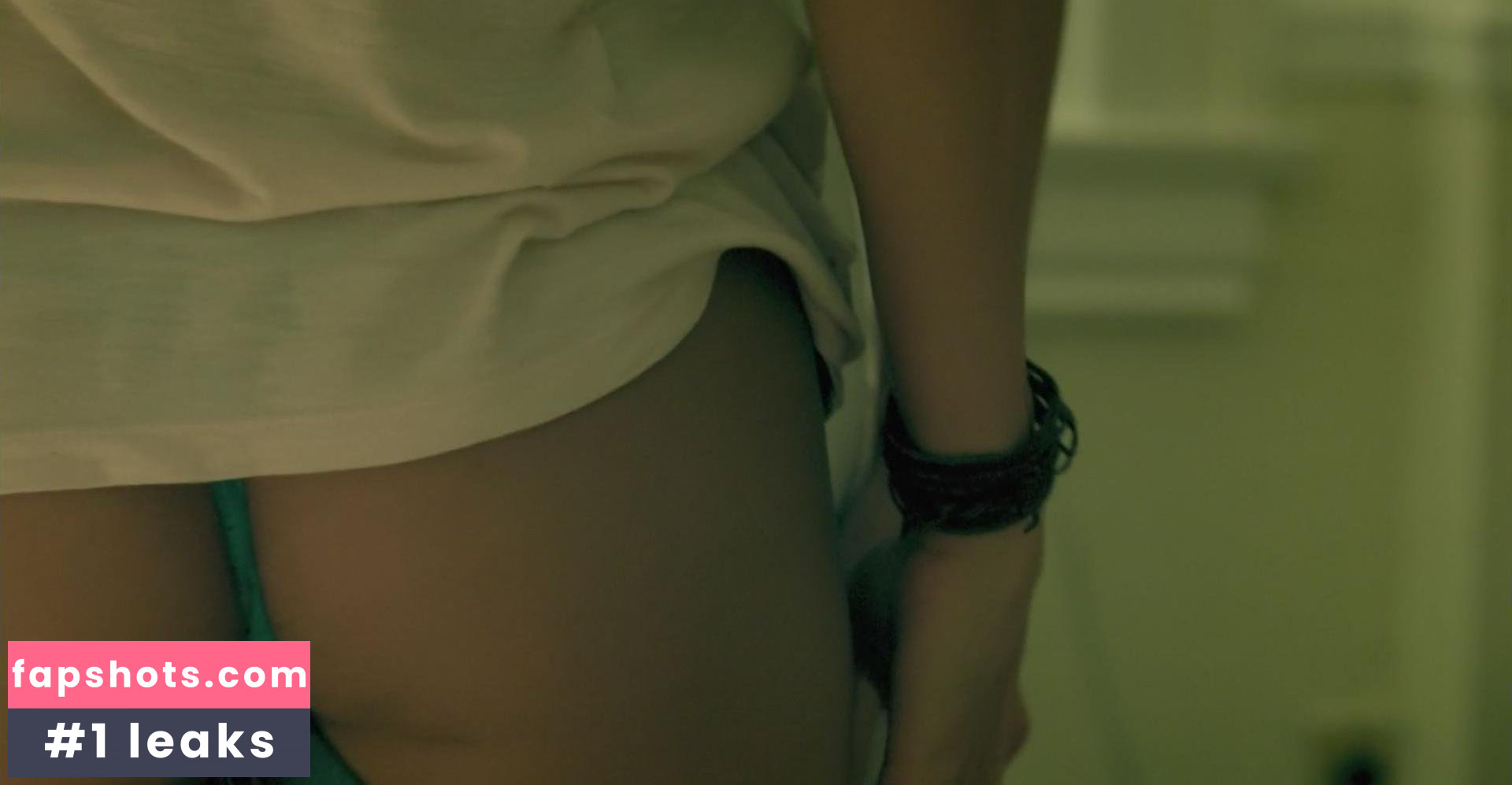 Dawn Olivieri gallery photo #47