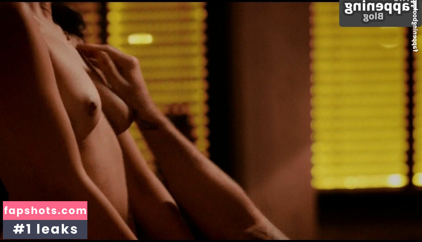 Dayanara Torres gallery photo #4