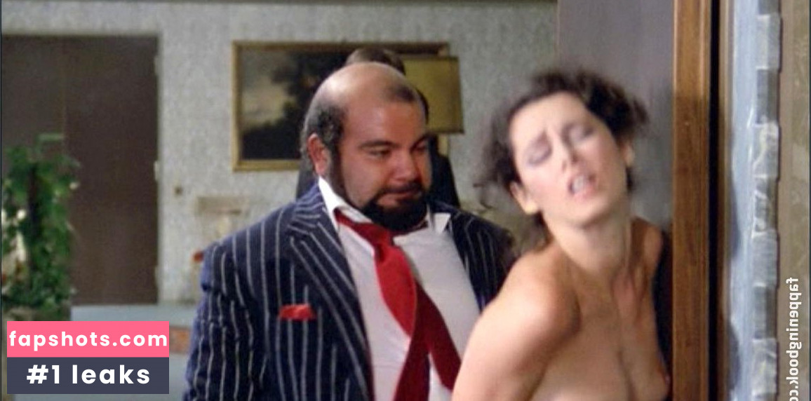 Dayle Haddon gallery photo #31