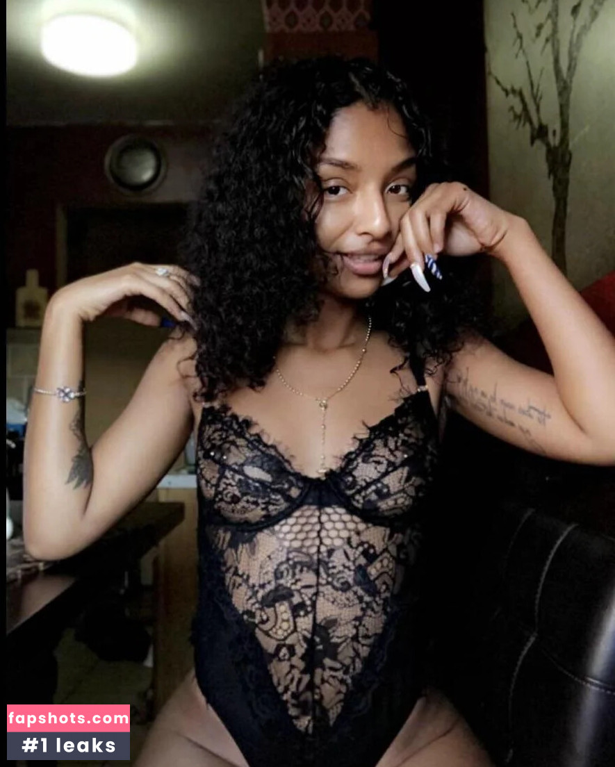 DayWithAsh gallery photo #4