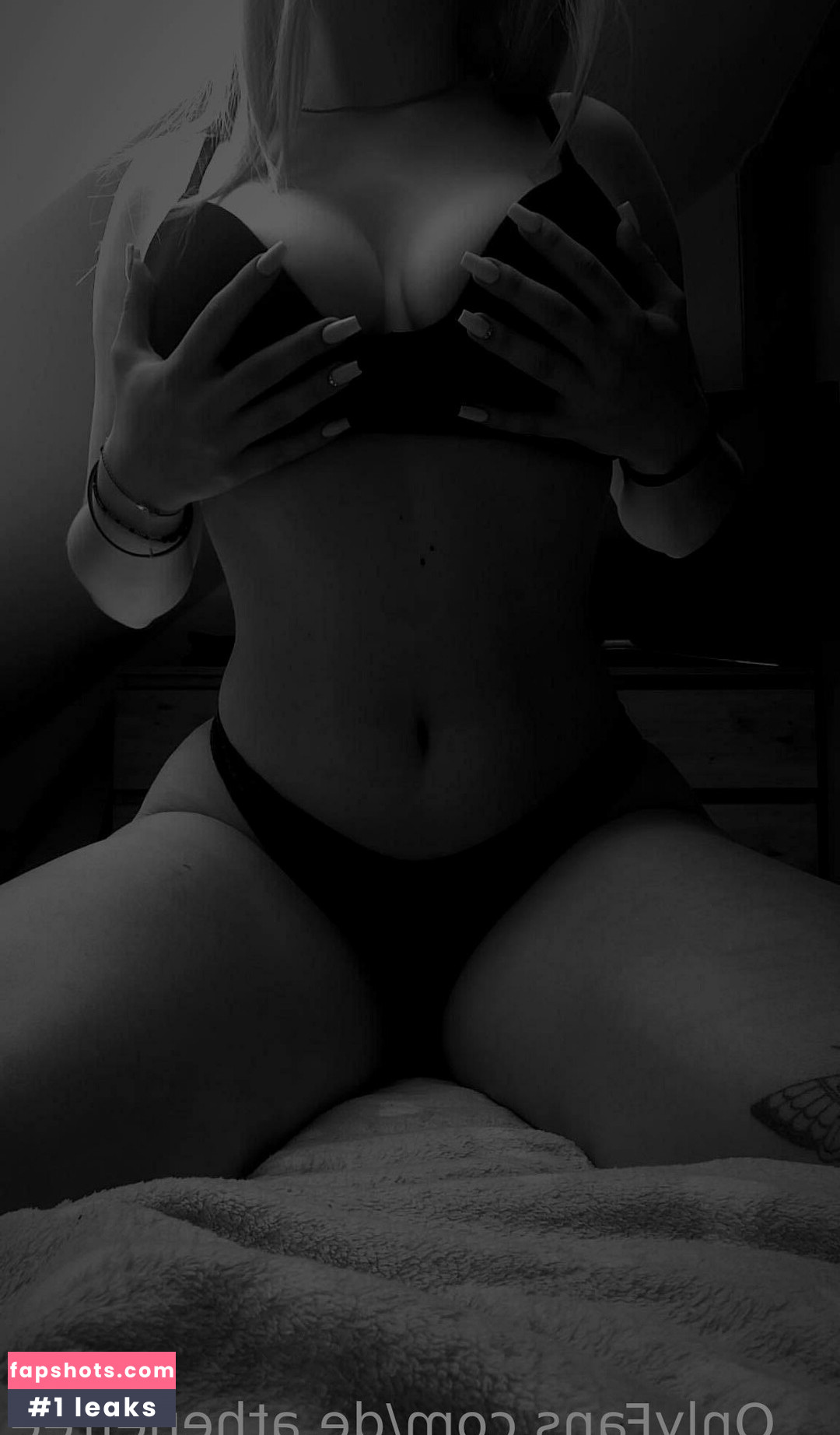 de.athenefree Filtración Desnuda OnlyFans Foto #19 - Fapshots