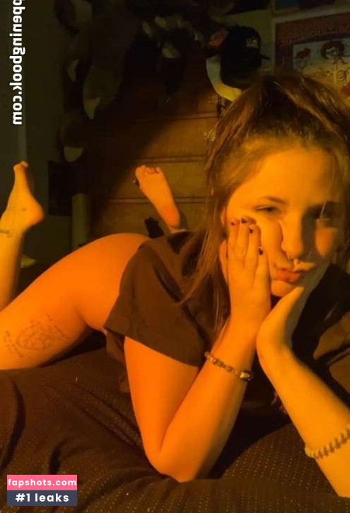 Deadpixieguts gallery photo #18