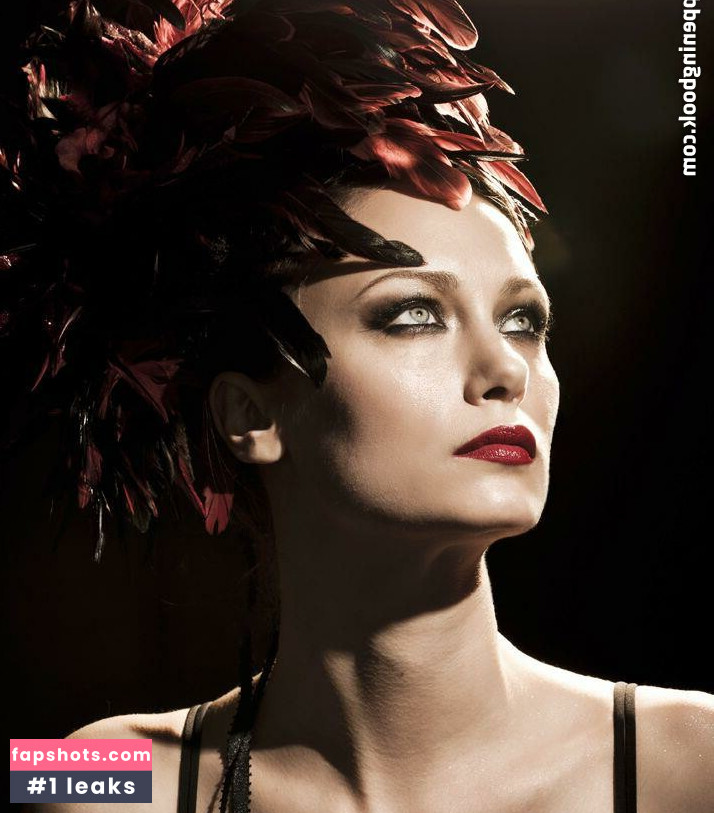 Deanna Russo gallery photo #11