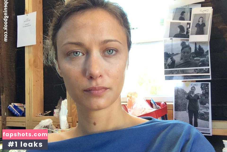 Deanna Russo gallery photo #12