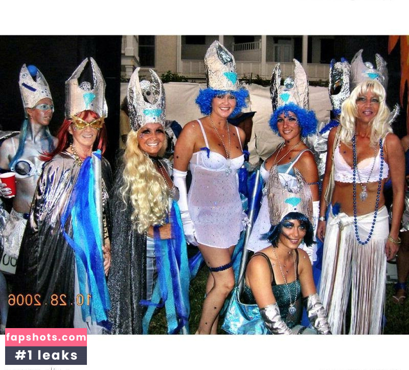 Deanna Russo gallery photo #29