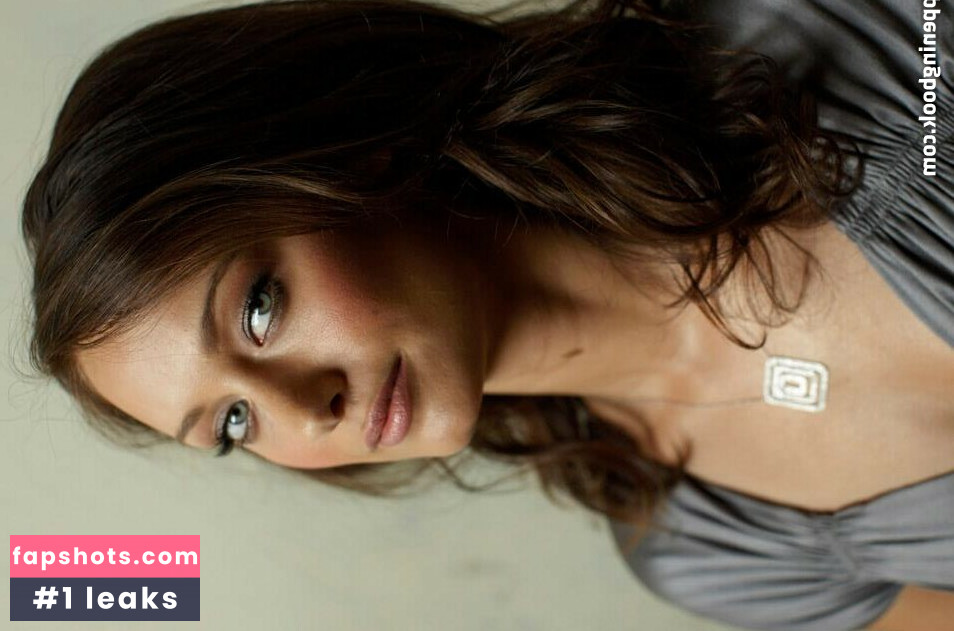 Deanna Russo gallery photo #4