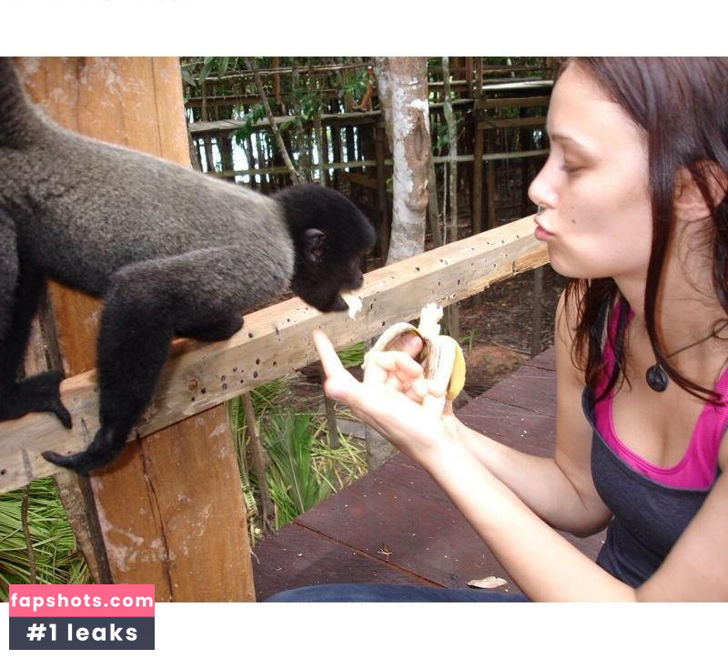 Deanna Russo gallery photo #31