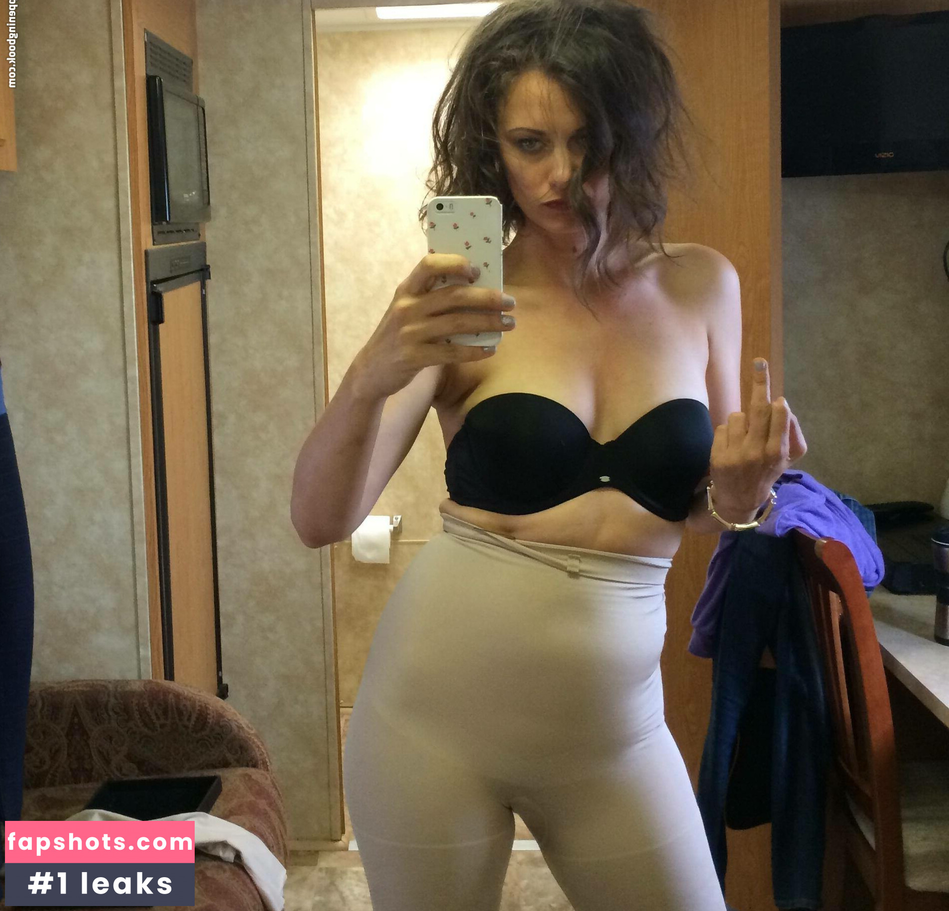 Deanna Russo gallery photo #34