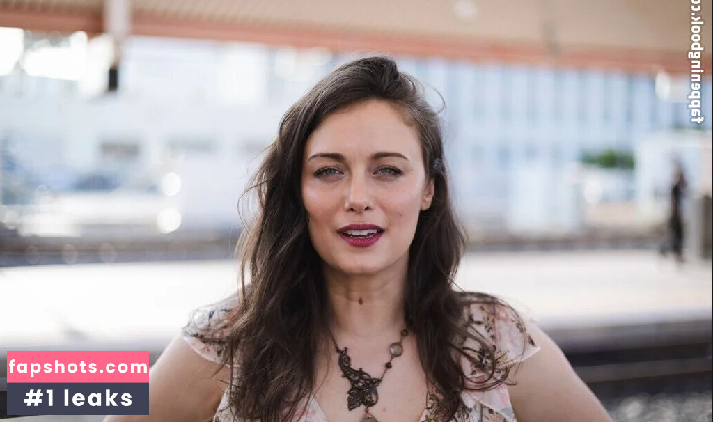 Deanna Russo gallery photo #39