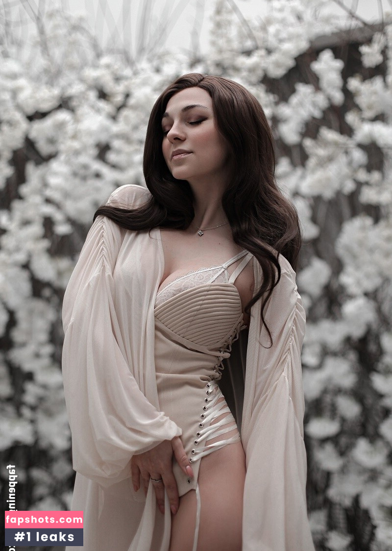 dear.dear.iris gallery photo #7