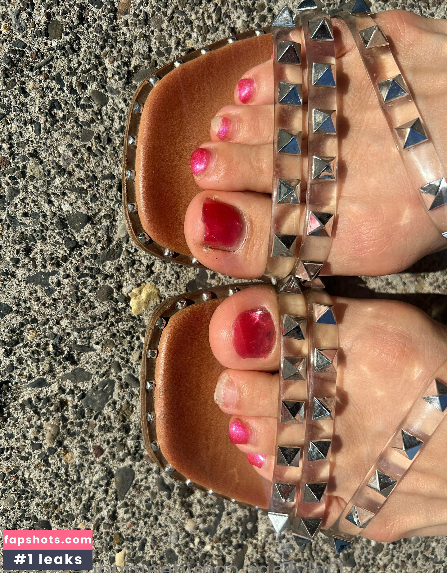 deargoddesssara gallery photo #4