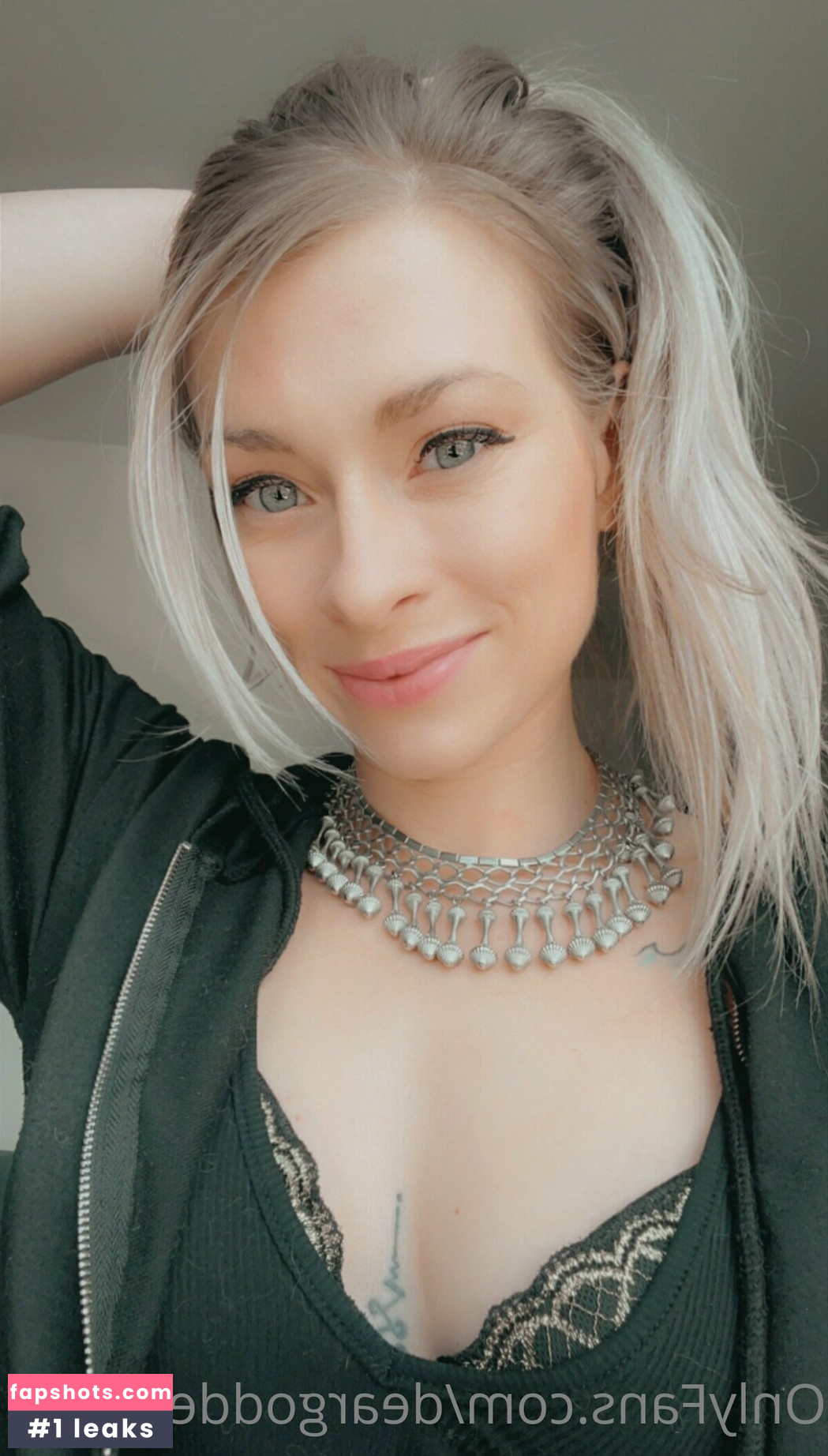 deargoddesssara gallery photo #47