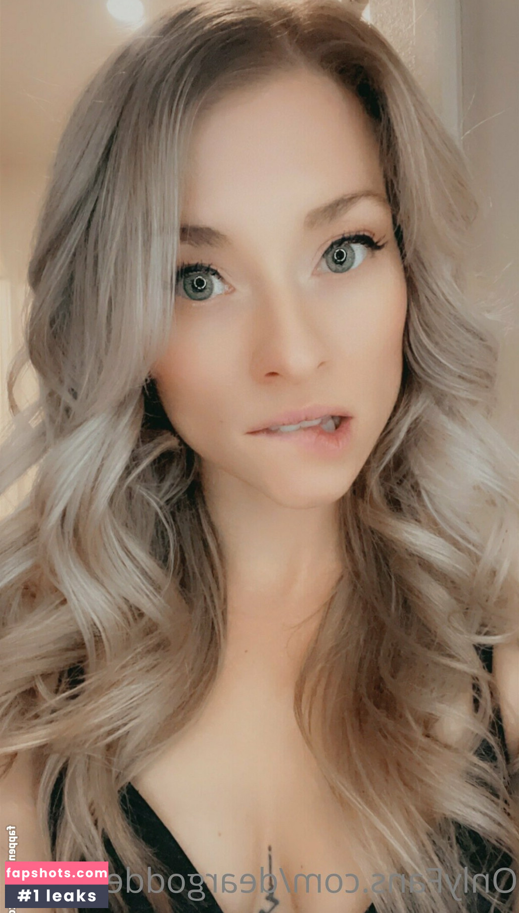 deargoddesssara gallery photo #48