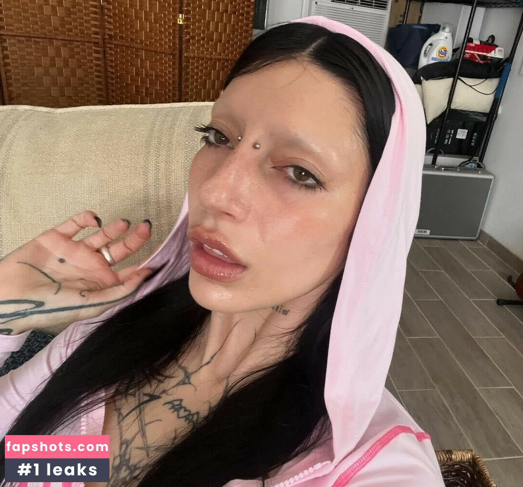 DeathbyRomy gallery photo #20