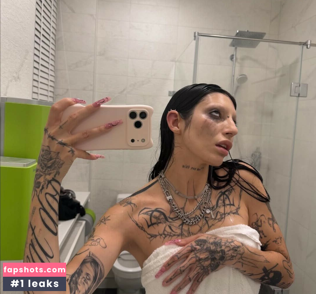 DeathbyRomy gallery photo #24