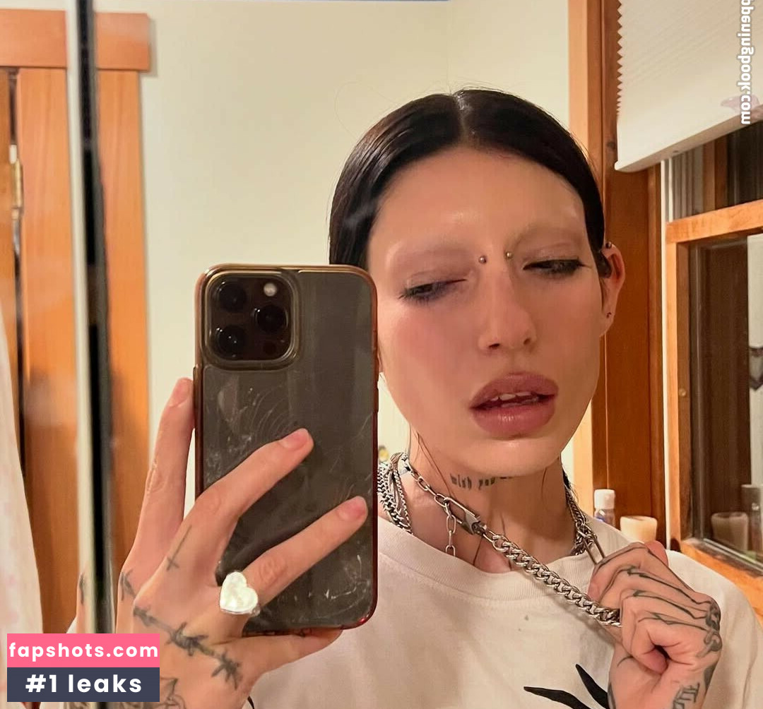 DeathbyRomy gallery photo #26