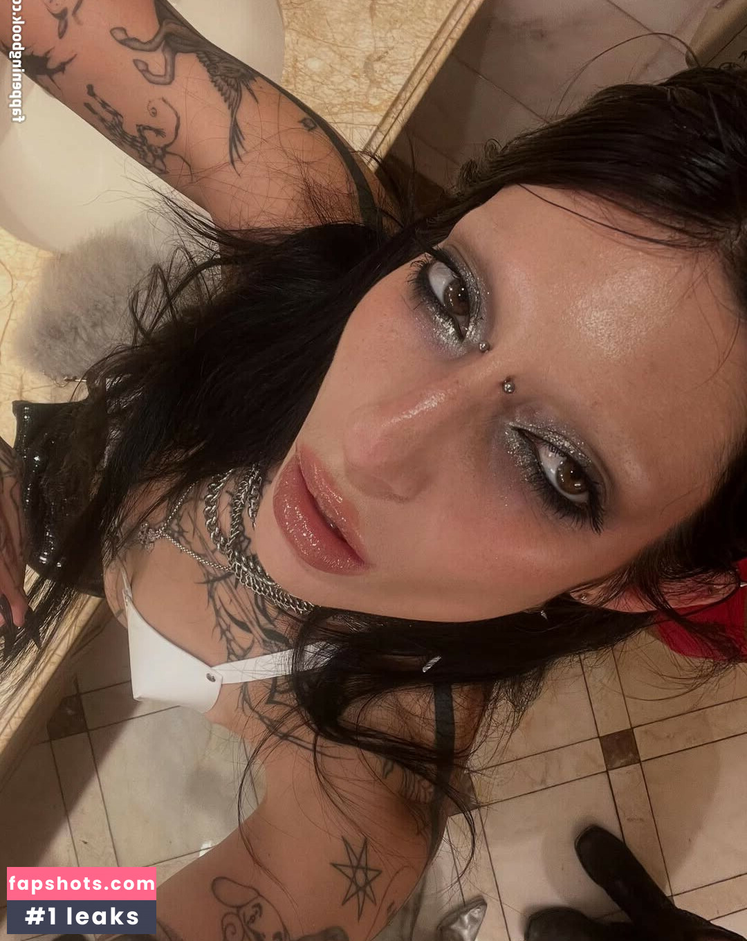 DeathbyRomy gallery photo #38