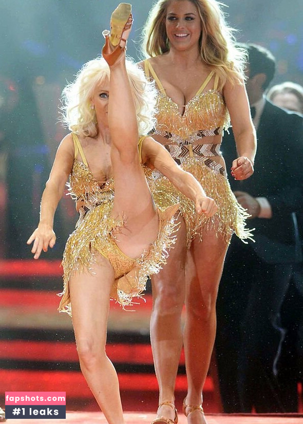 Debbie McGee gallery photo #9