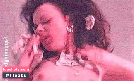 Debi Mazar nude babe gallery