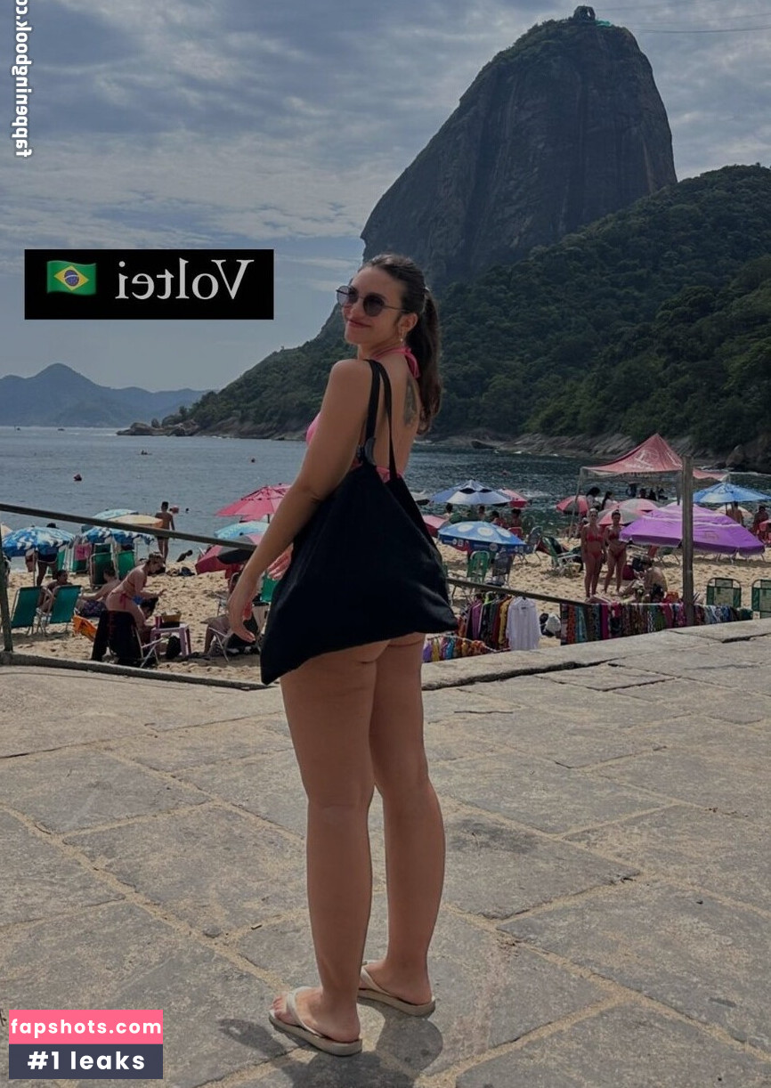 Débora Aladim gallery photo #9