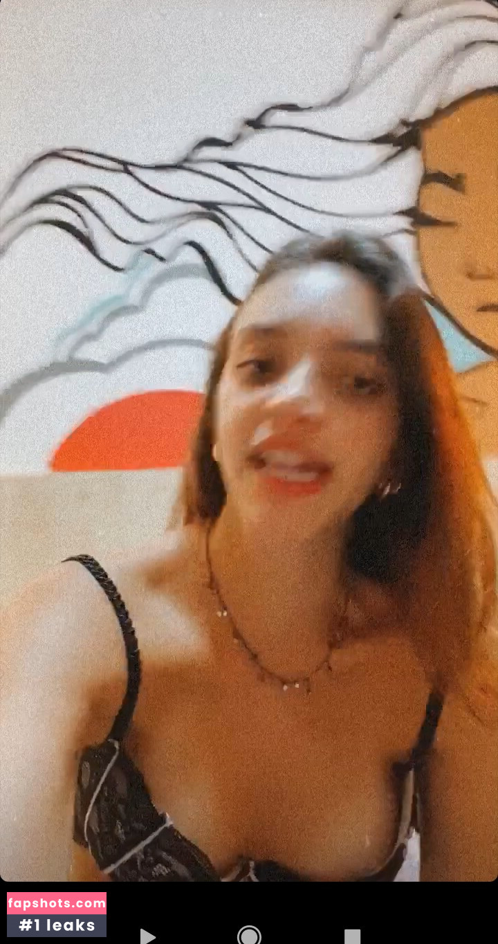 Débora Aladim gallery photo #10