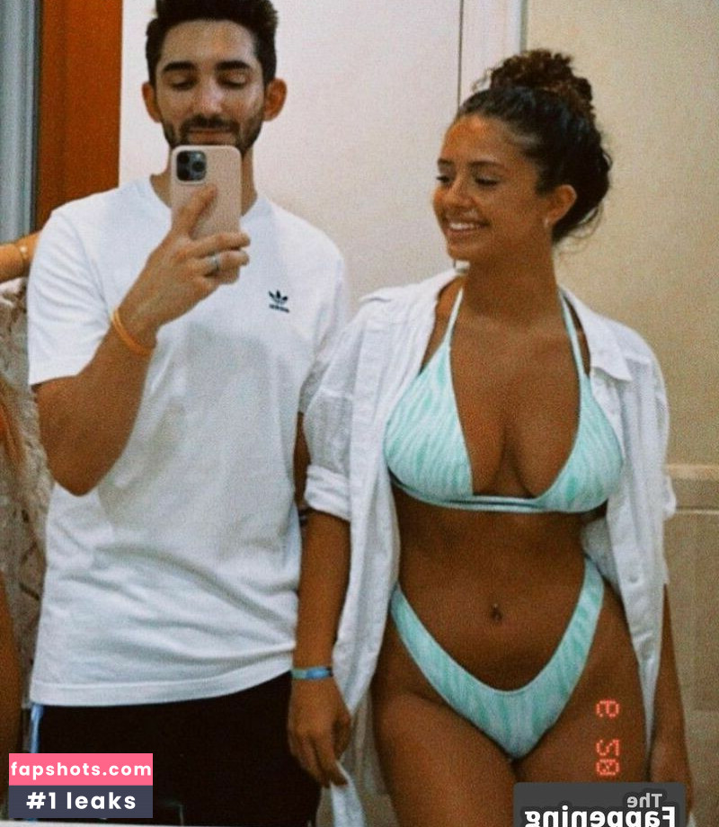 Débora Gomes gallery photo #50