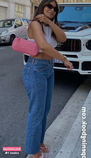 Debora Tanzo gallery photo #22