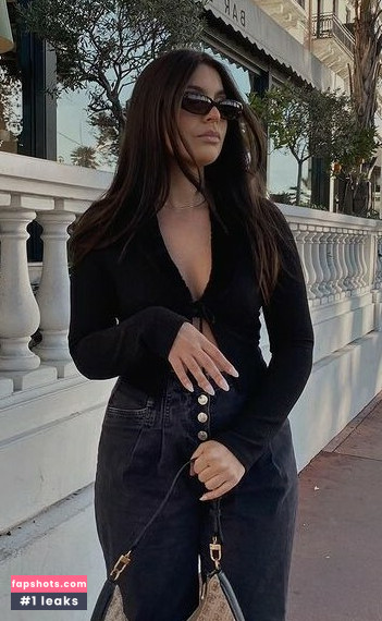 Debora Tanzo gallery photo #24