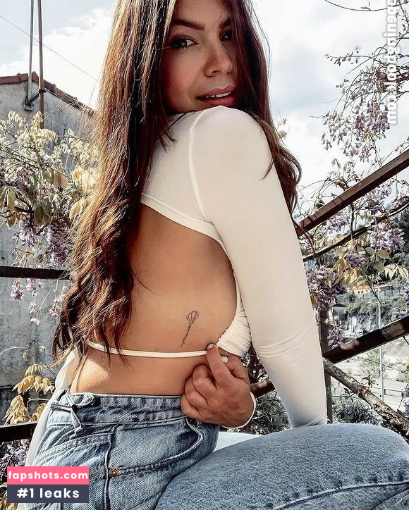 Debora Tanzo gallery photo #10