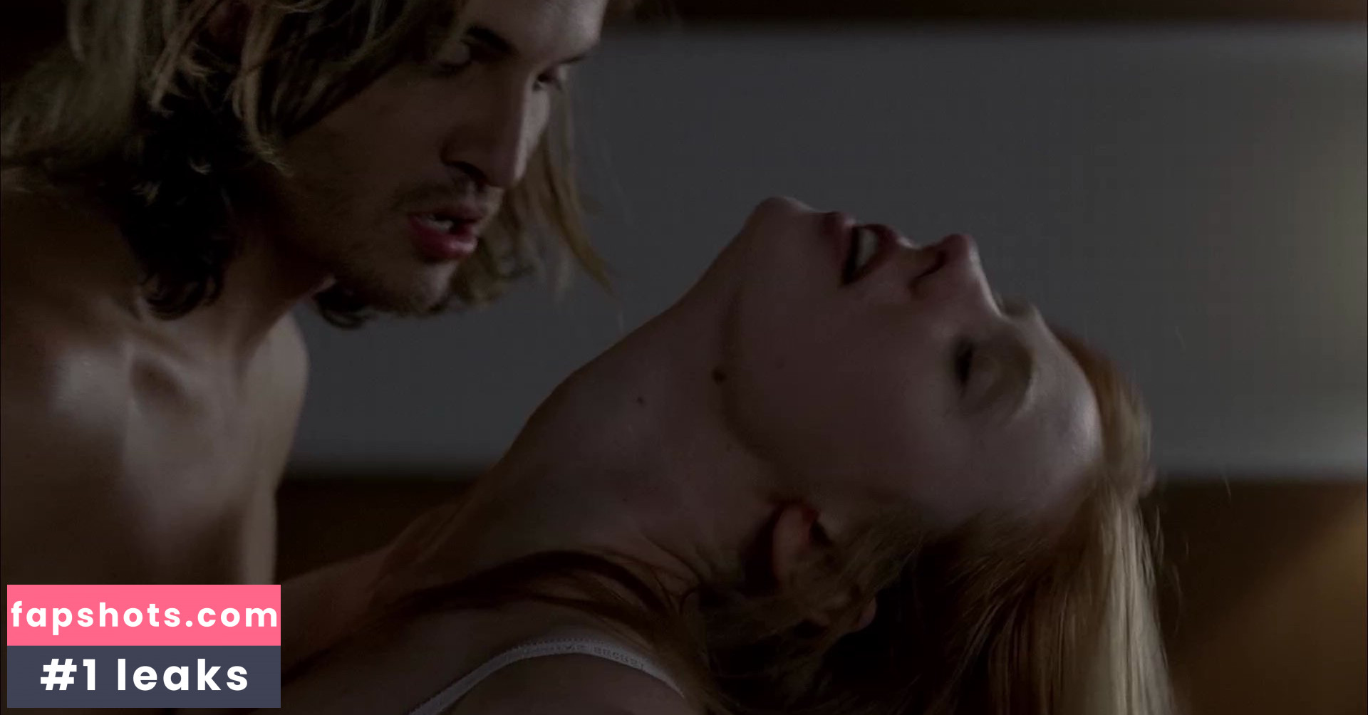 Deborah Ann Woll gallery photo #152