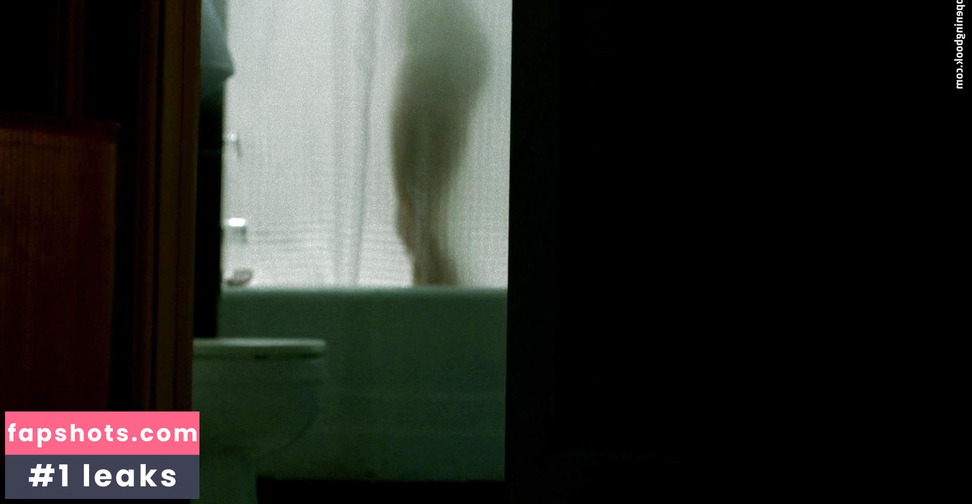 Deborah Ann Woll gallery photo #171